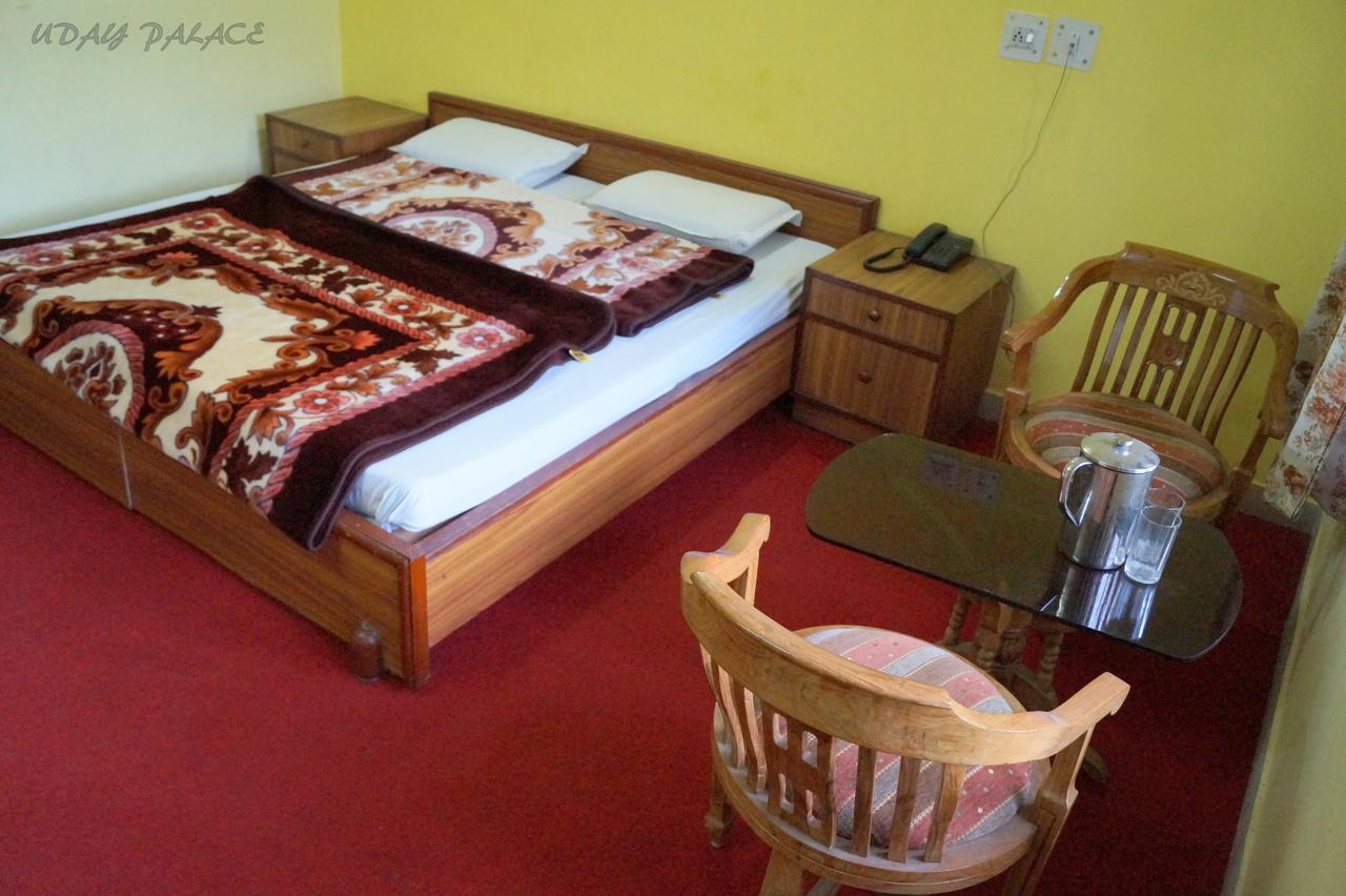 Hotel Uday Palace Pipalkoti Extérieur photo