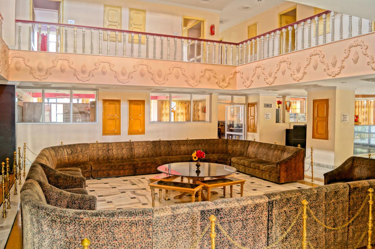Hotel Uday Palace Pipalkoti Extérieur photo