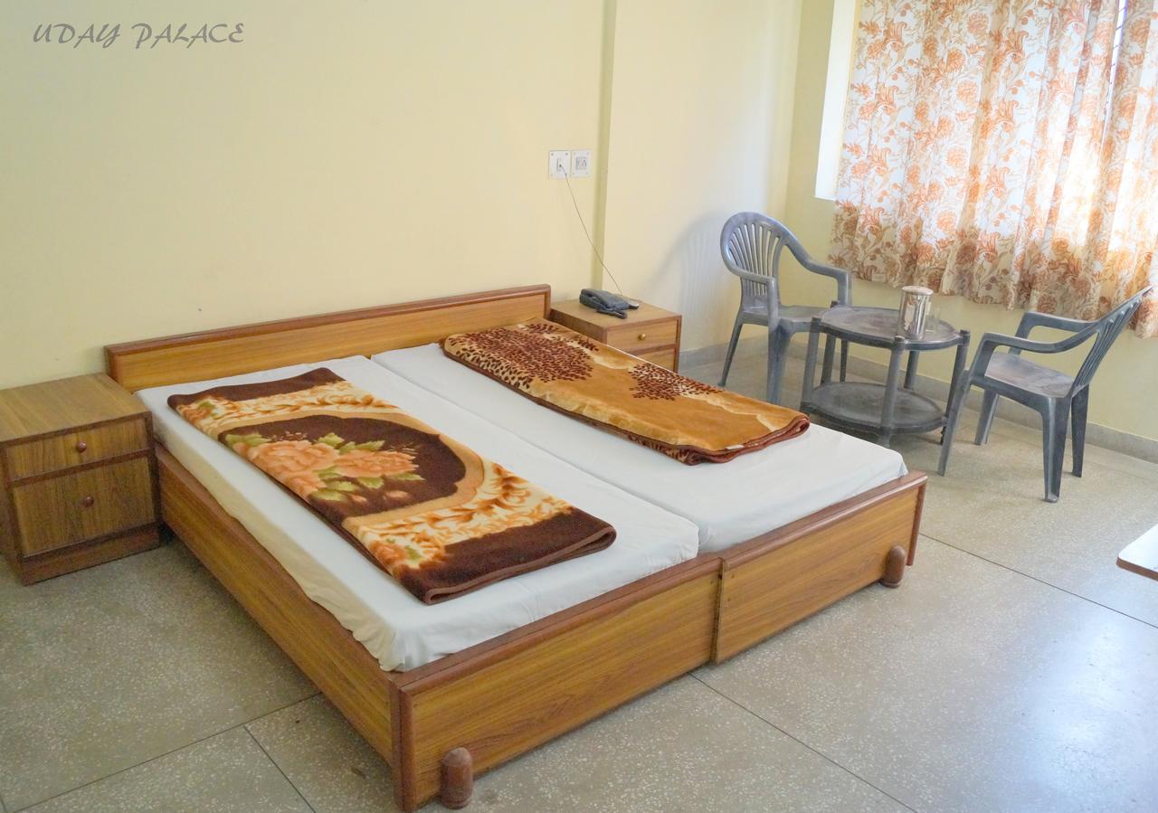 Hotel Uday Palace Pipalkoti Extérieur photo