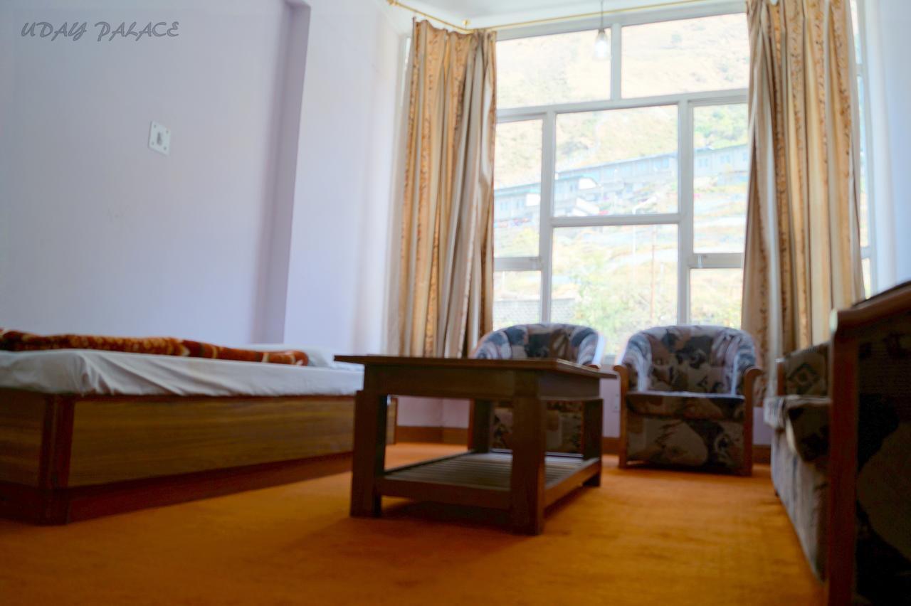 Hotel Uday Palace Pipalkoti Extérieur photo